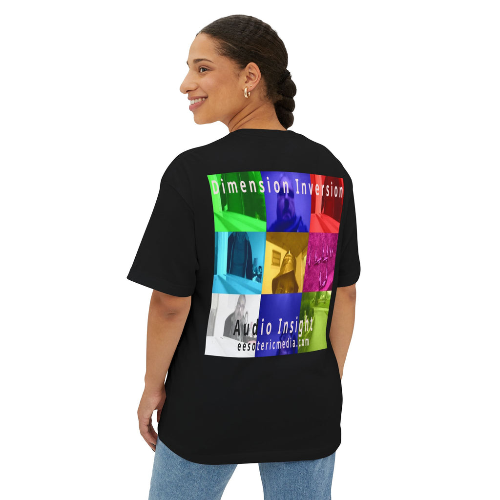 „Dimension Inversion" (Audio Insight) Buntes, surreales Collage-Grafik-T-Shirt in Oversize-Passform