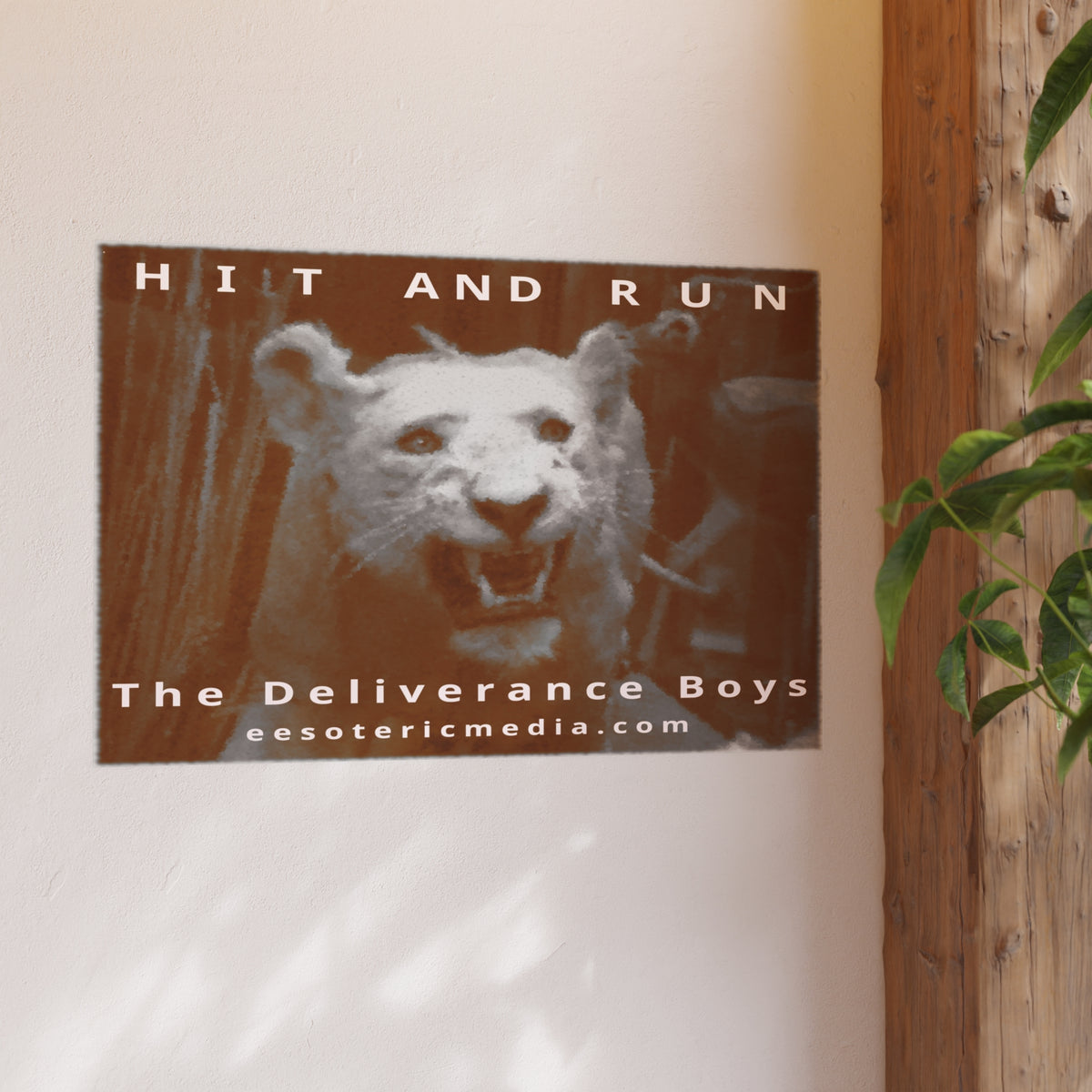 „Hit and Run“ (The Deliverance Boys) Kunstdruck mit einem weißen Löwen, 90 × 60 cm