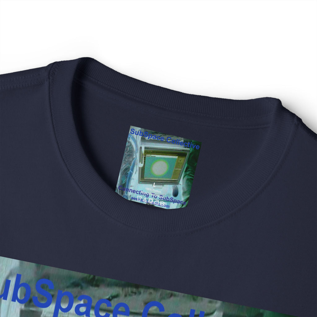 'Connecting To SubSpace' (SubSpace Collective) Camiseta Oversize de Corte Cuadrado Retro de TV y Ciencia Ficción