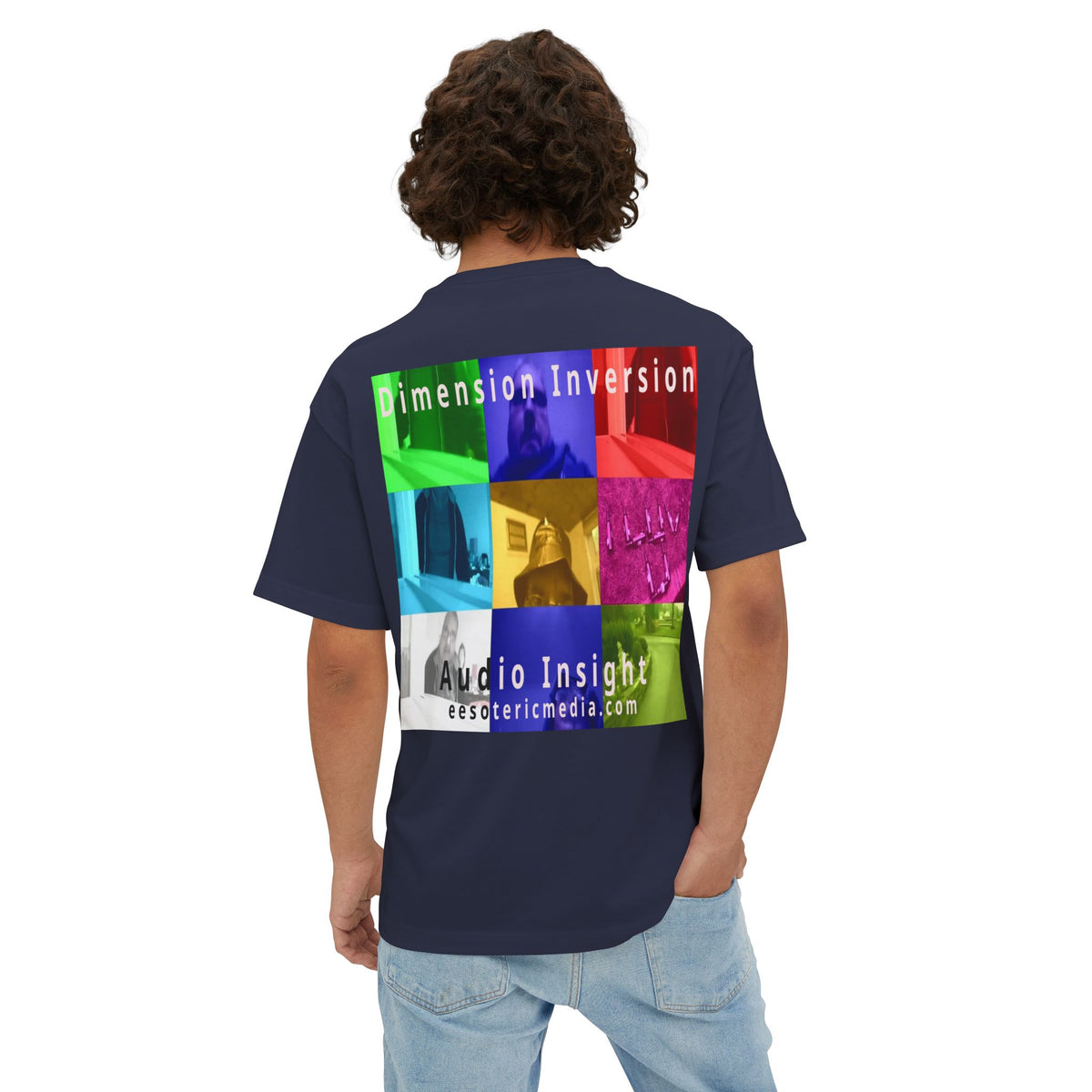„Dimension Inversion" (Audio Insight) Buntes, surreales Collage-Grafik-T-Shirt in Oversize-Passform