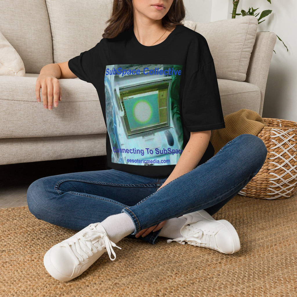 „Connecting To SubSpace" (SubSpace Collective) Softstyle Retro-Sci-Fi-T-Shirt