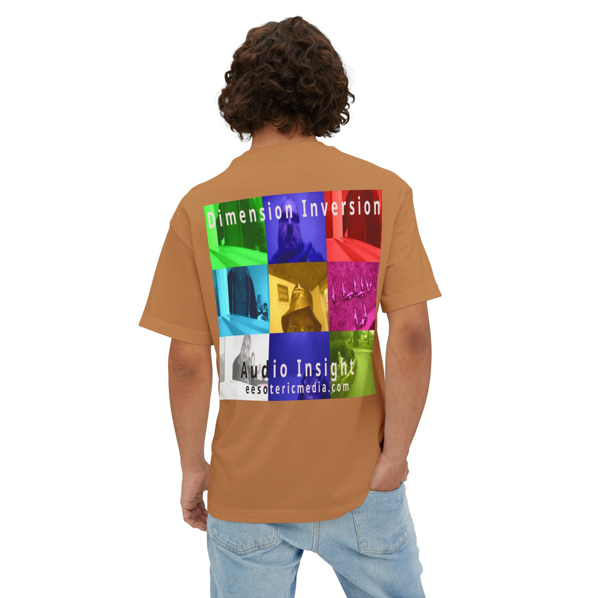„Dimension Inversion" (Audio Insight) Buntes, surreales Collage-Grafik-T-Shirt in Oversize-Passform
