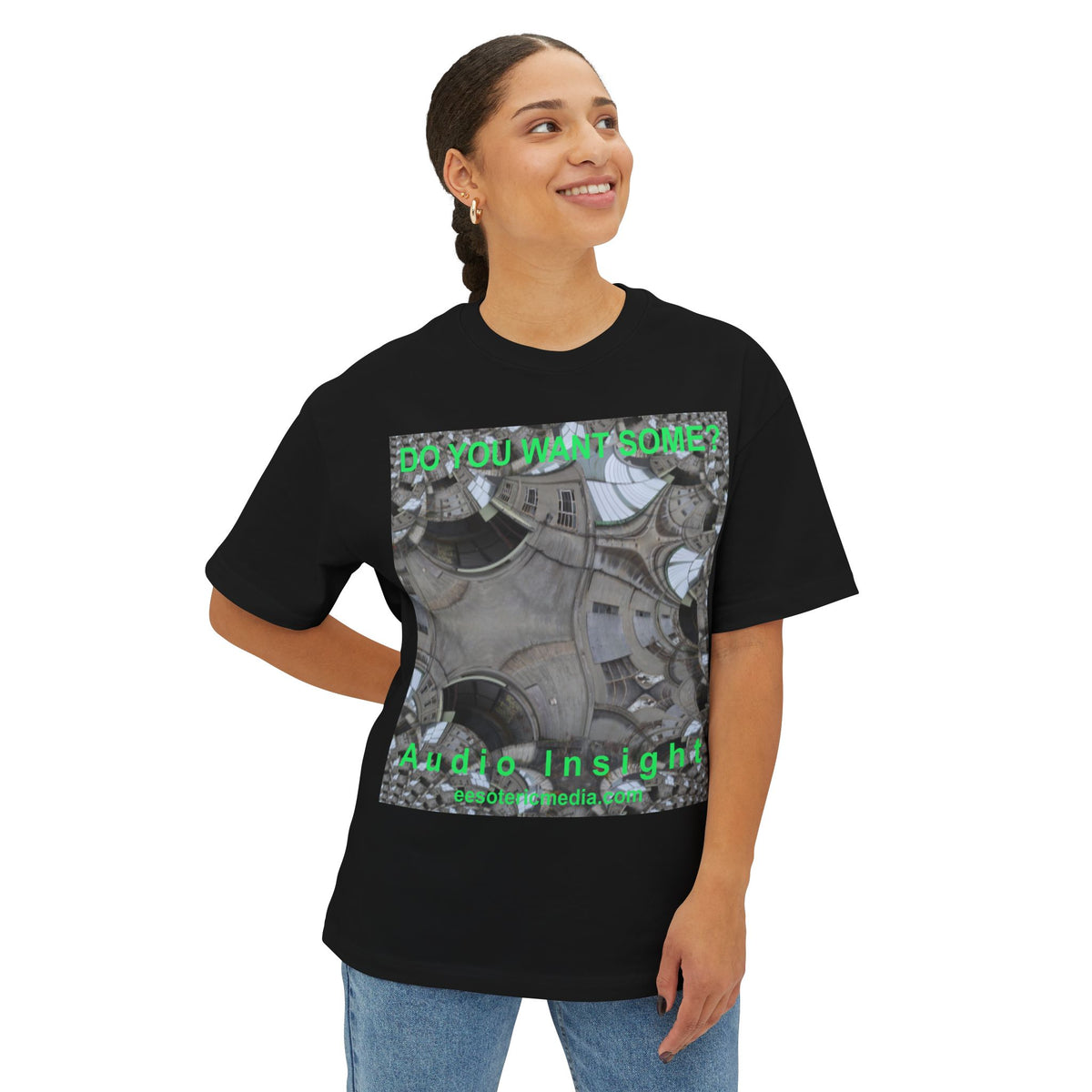 T-shirt oversize à coupe carrée avec graphisme artistique « Surreal Kaleidoscope » (Audio Insight) : « Do You Want Some? »