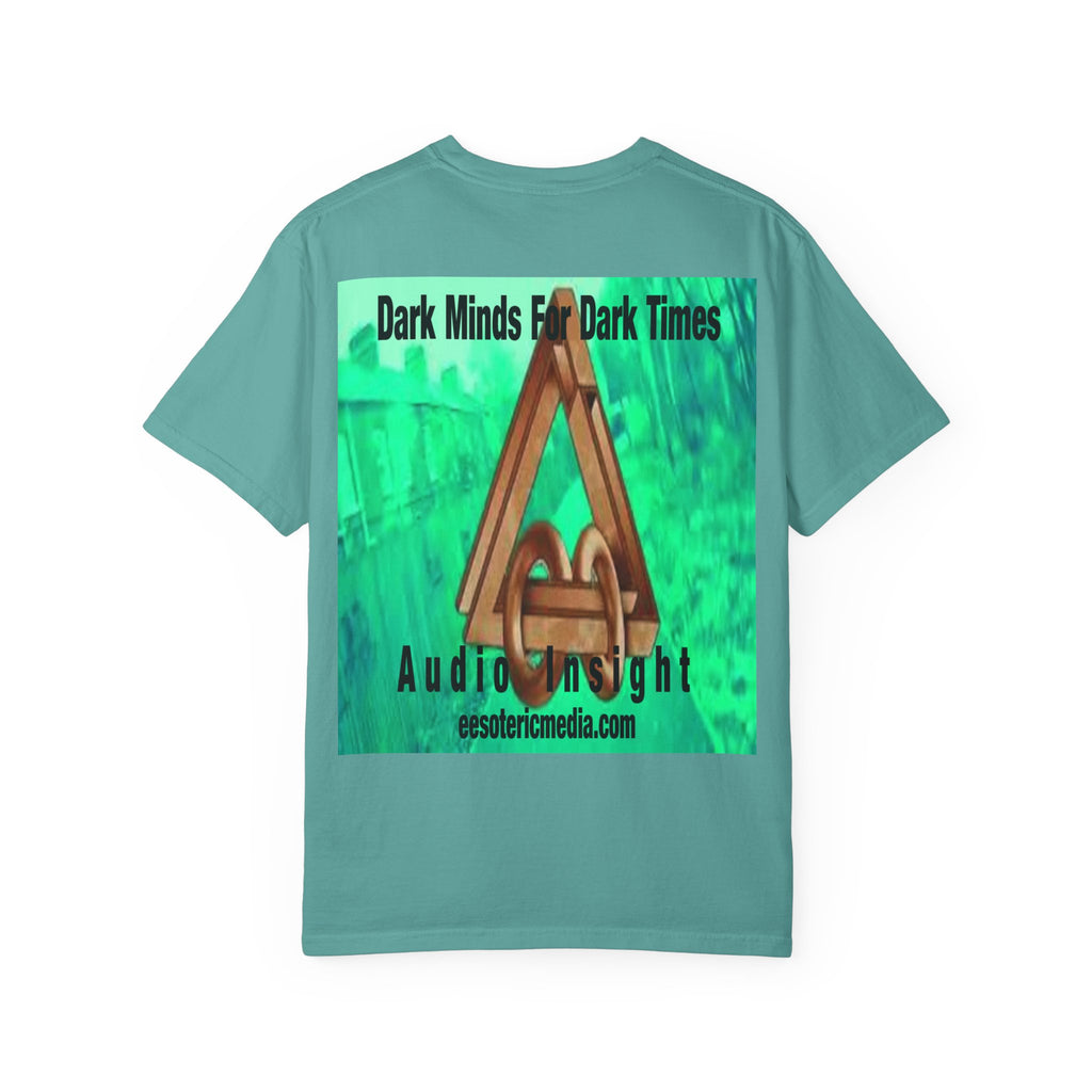 'Dark Minds For Dark Times' (Audio Insight) SFシンボル グラフィック クラシックフィットTシャツ