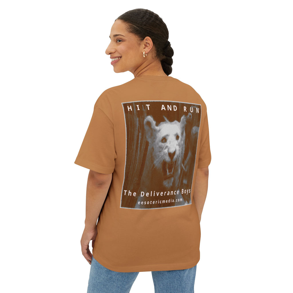 „Hit and Run" (The Deliverance Boys) White Lion Graphic Oversize Boxy T-Shirt