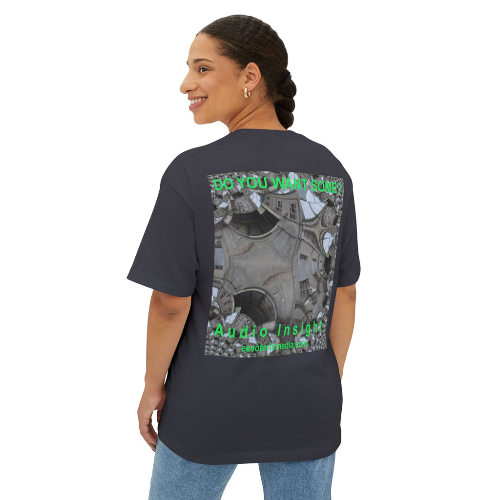 T-shirt oversize à coupe carrée avec graphisme artistique « Surreal Kaleidoscope » (Audio Insight) : « Do You Want Some? »