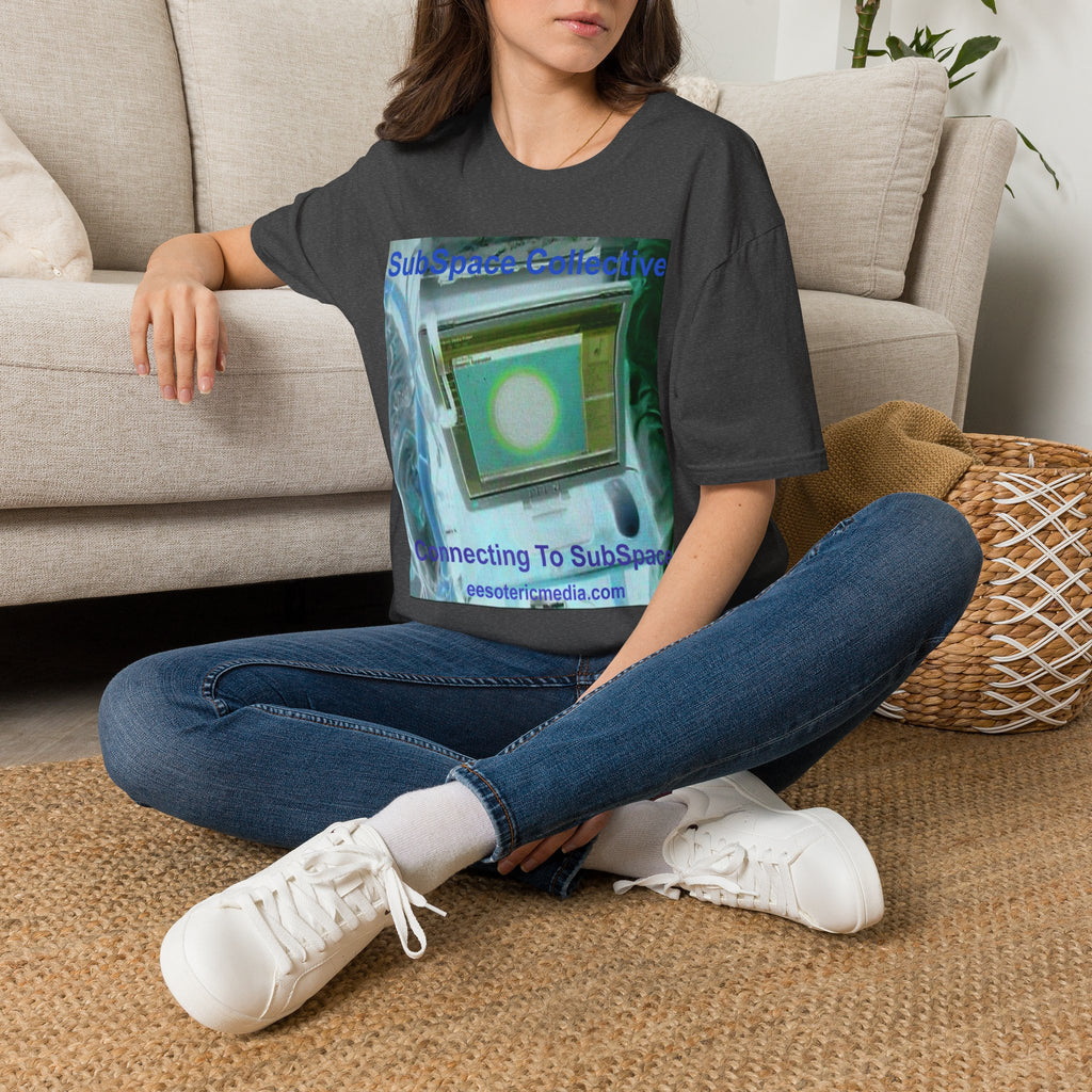 „Connecting To SubSpace" (SubSpace Collective) Softstyle Retro-Sci-Fi-T-Shirt