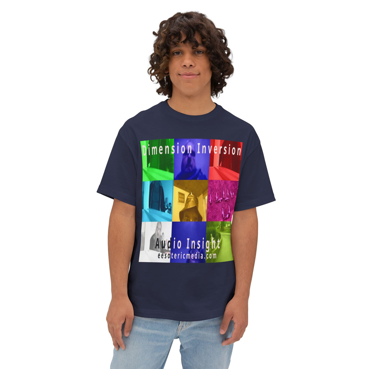 „Dimension Inversion" (Audio Insight) Buntes, surreales Collage-Grafik-T-Shirt in Oversize-Passform