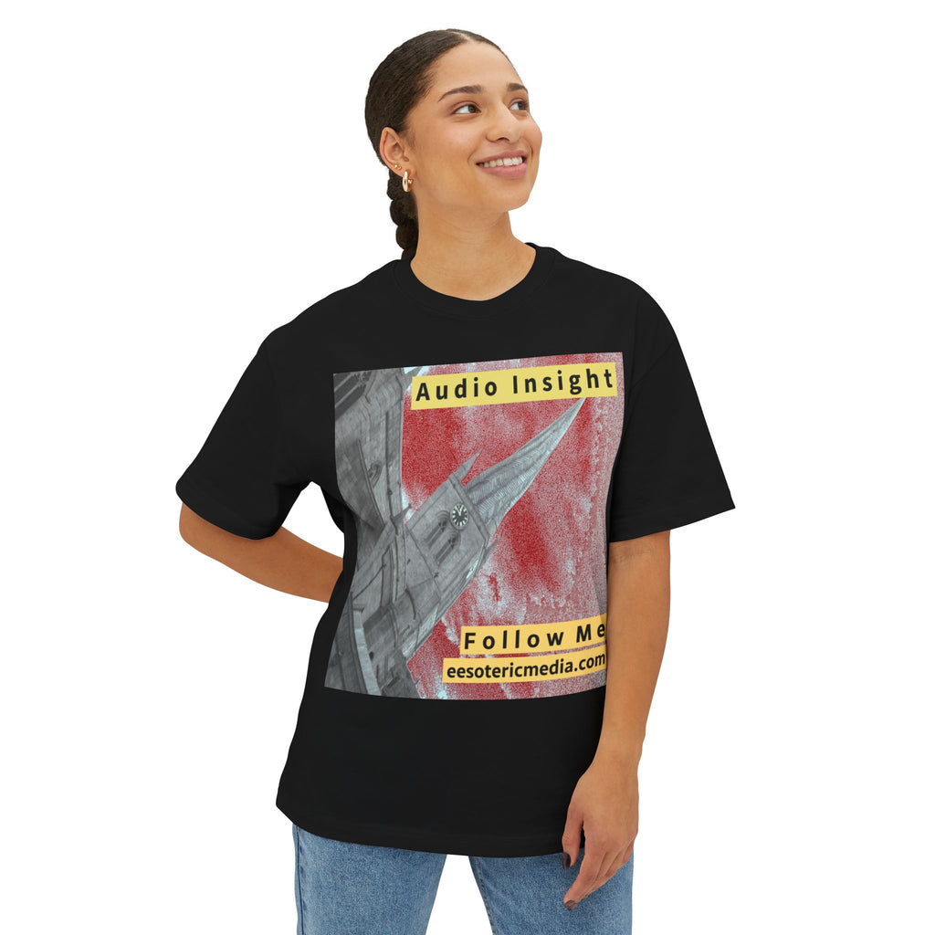 „Follow Me" (Audio Insight) Wetterfestes, raketenförmiges Turm-Design, übergroßes, kastiges T-Shirt