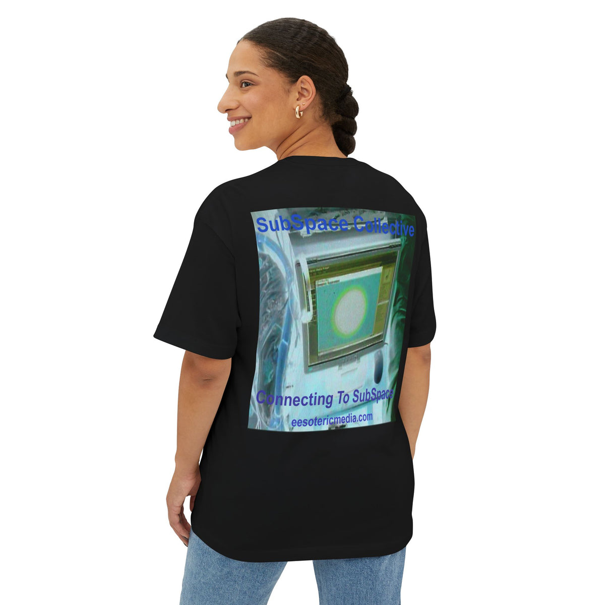 'Connecting To SubSpace' (SubSpace Collective) Camiseta Oversize de Corte Cuadrado Retro de TV y Ciencia Ficción