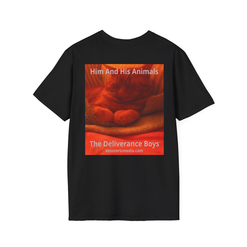'Him And His Animals' (The Deliverance Boys) Camiseta Softstyle Gráfica de Gato Surrealista