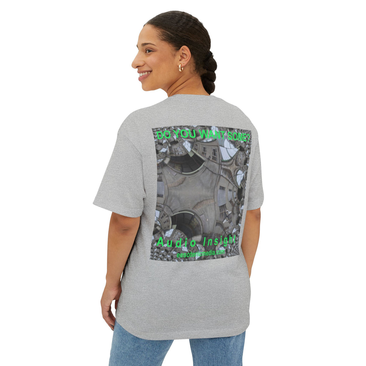 T-shirt oversize à coupe carrée avec graphisme artistique « Surreal Kaleidoscope » (Audio Insight) : « Do You Want Some? »