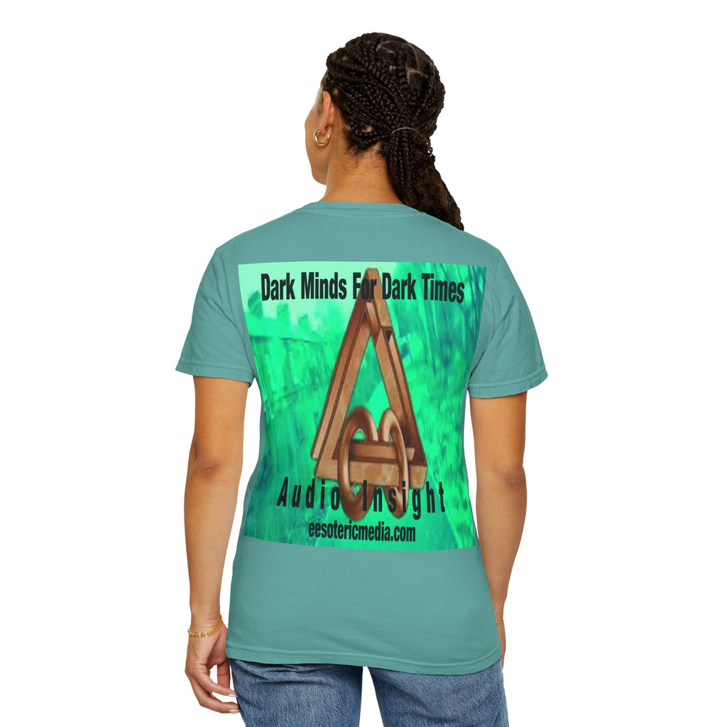 'Dark Minds For Dark Times' (Audio Insight) SFシンボル グラフィック クラシックフィットTシャツ