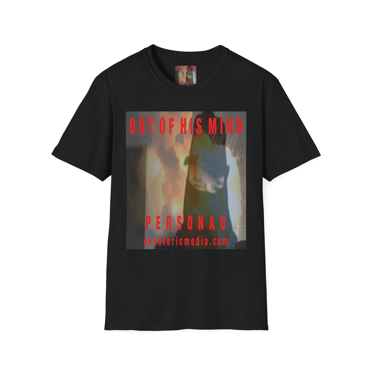 T-shirt graphique « Out Of His Mind » (PersonaU) de la milice dangereuse, style doux