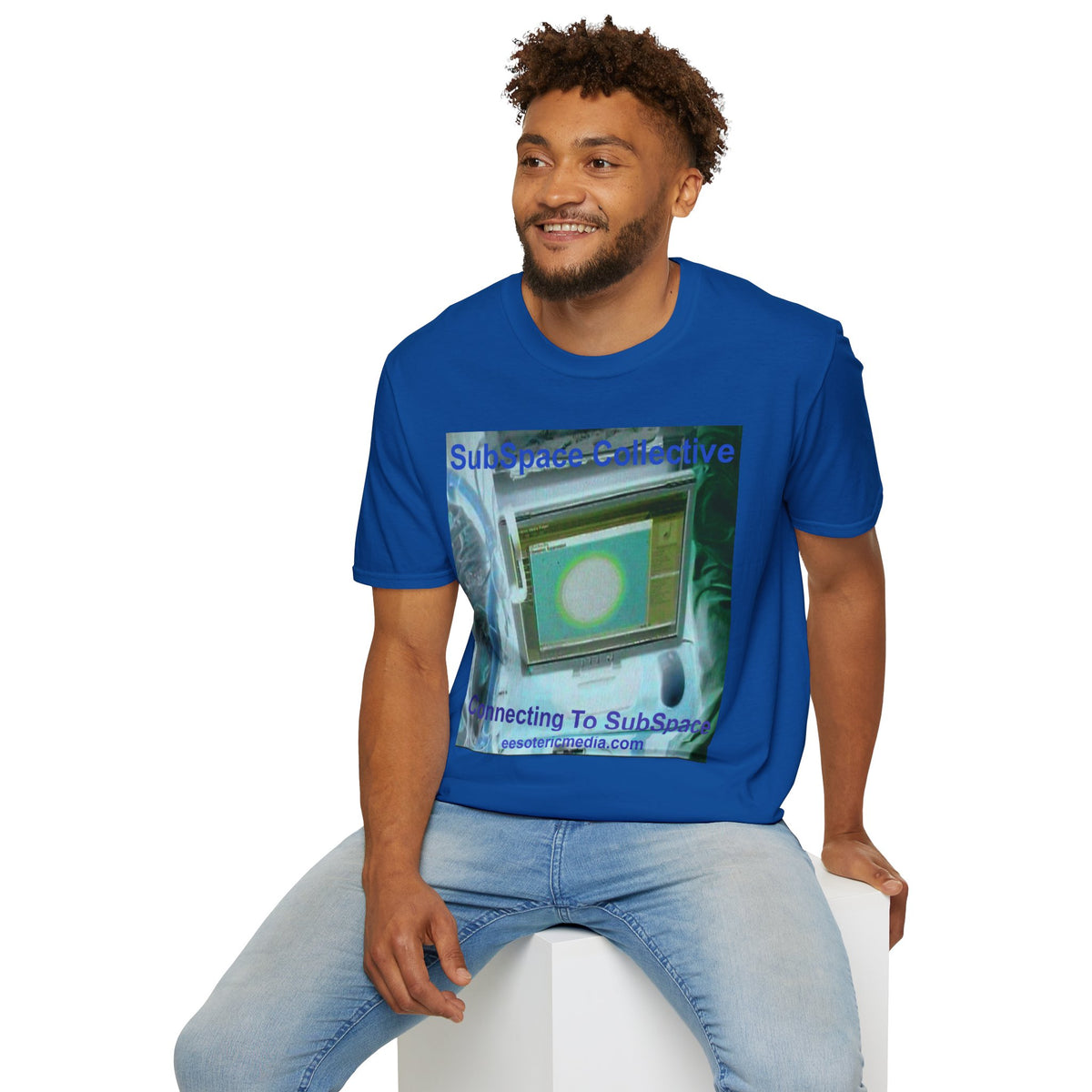 „Connecting To SubSpace" (SubSpace Collective) Softstyle Retro-Sci-Fi-T-Shirt