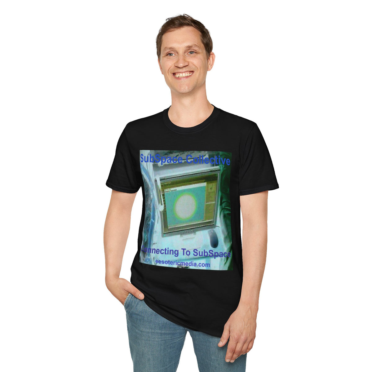 „Connecting To SubSpace" (SubSpace Collective) Softstyle Retro-Sci-Fi-T-Shirt