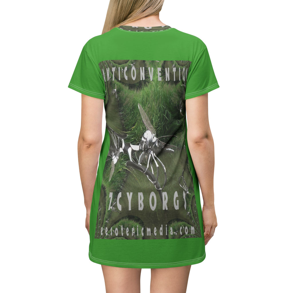 'Anticonvention' (7Cyborgs) Vestido Camiseta Verde con Gráfico de Libélula Futurista Cromada
