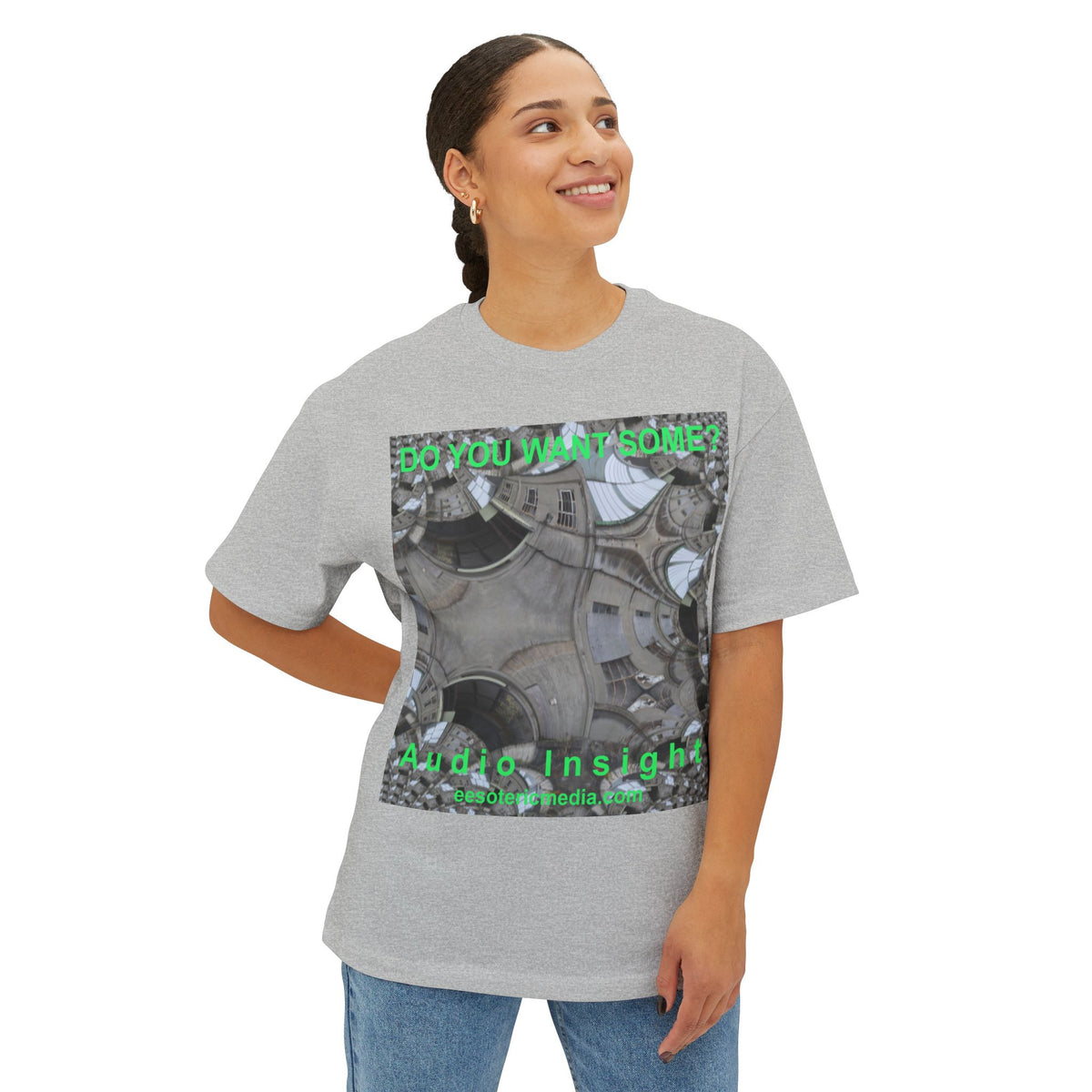 T-shirt oversize à coupe carrée avec graphisme artistique « Surreal Kaleidoscope » (Audio Insight) : « Do You Want Some? »
