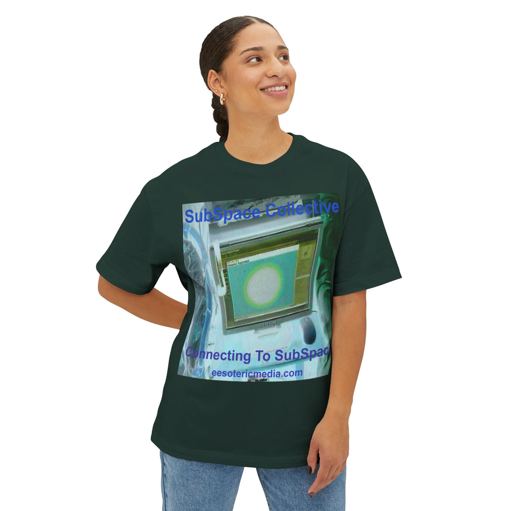 'Connecting To SubSpace' (SubSpace Collective) Camiseta Oversize de Corte Cuadrado Retro de TV y Ciencia Ficción